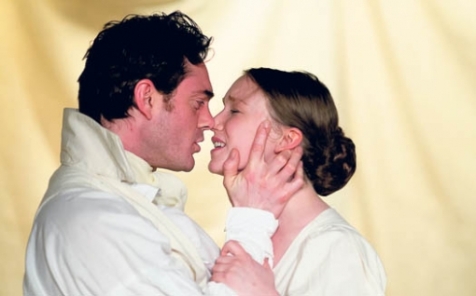 07-rob-pomfret-and-hannah-maddison-as-mr-rochester-and-jane-eyre-photo-credit-bill-knight